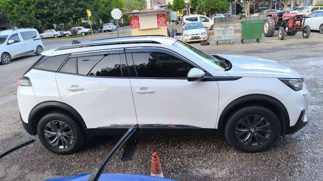 Peugeot 2008 1.5 HDI otomatik 8 ileri